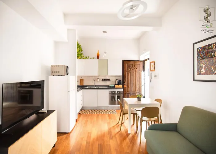 Interno Otto Con Bellissima Terrazza E Gazebo Apartamento *